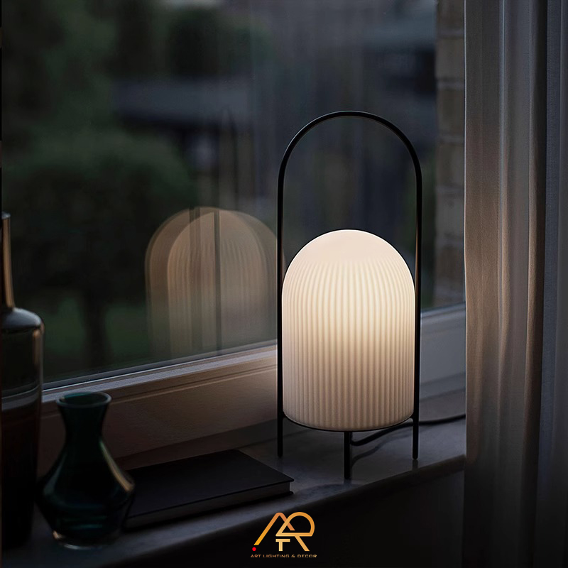 Đèn để bàn hiện đại phong cách Bắc Âu ART-2005