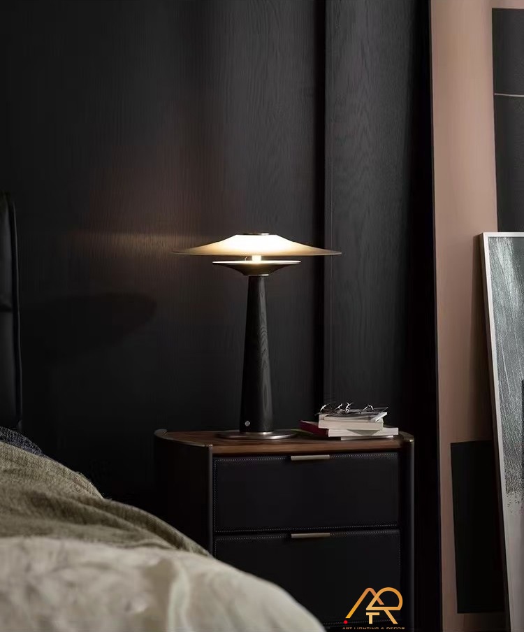 Đèn bàn chao thủy tinh phong cách bắc âu ART-2017