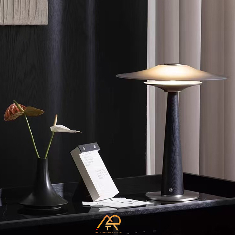 Đèn bàn chao thủy tinh phong cách bắc âu ART-2017