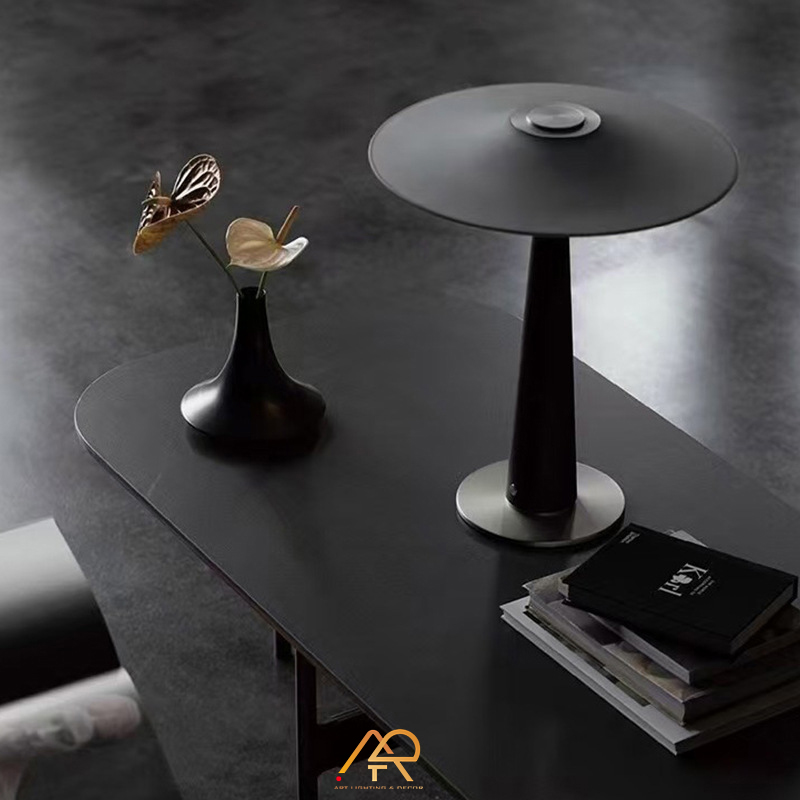 Đèn bàn chao thủy tinh phong cách bắc âu ART-2017