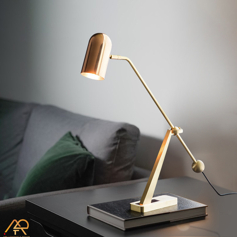 Đèn bàn phong cách bắc âu ART-2016