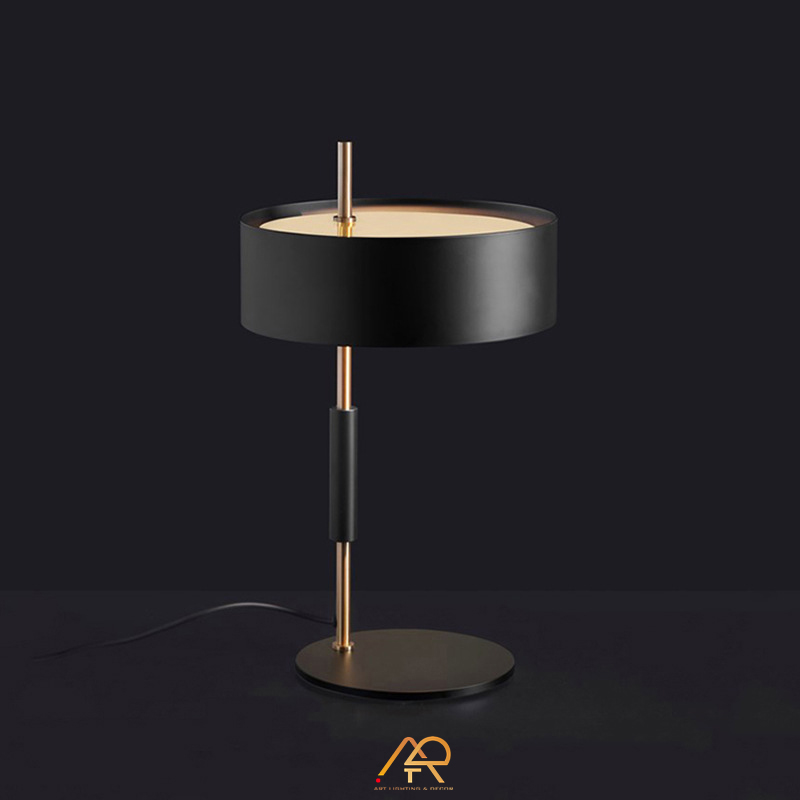 Đèn bàn phong cách bắc âu ART-2018