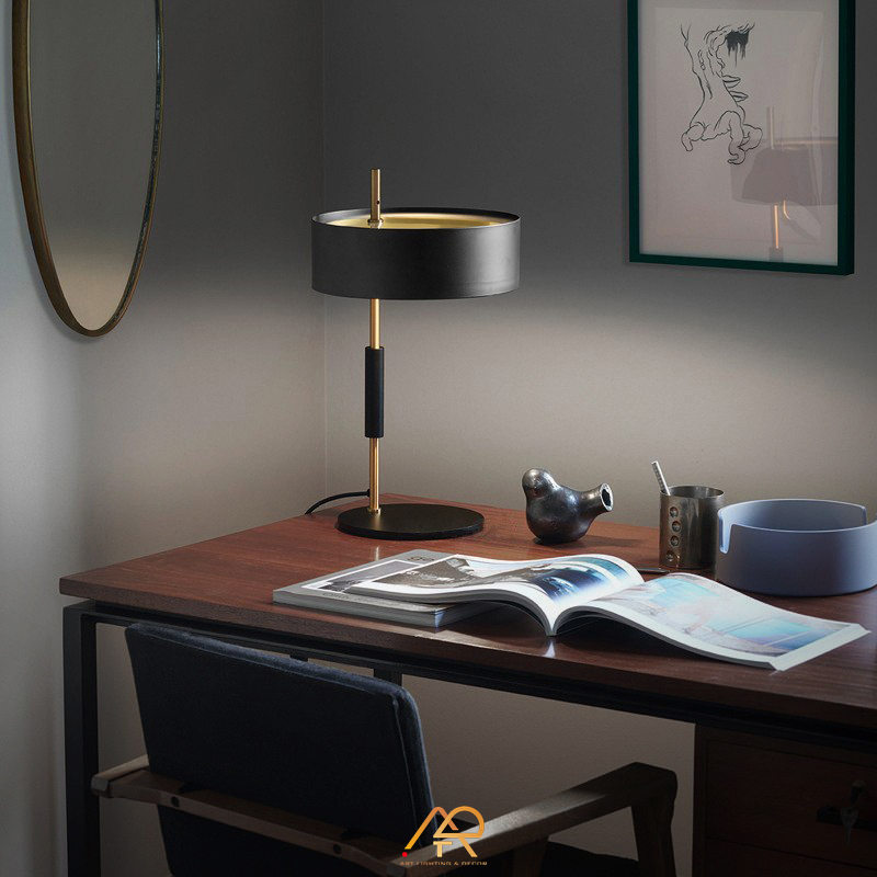 Đèn bàn phong cách bắc âu ART-2018